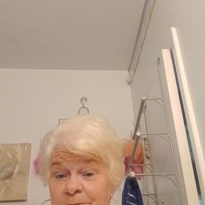 Meet your Posher, Linda